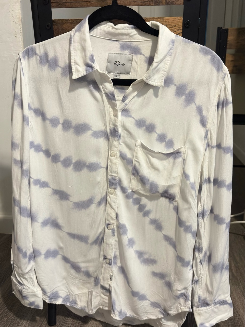 Rails White Shirt with Light Blue Tie-Dye Stripe Pattern
